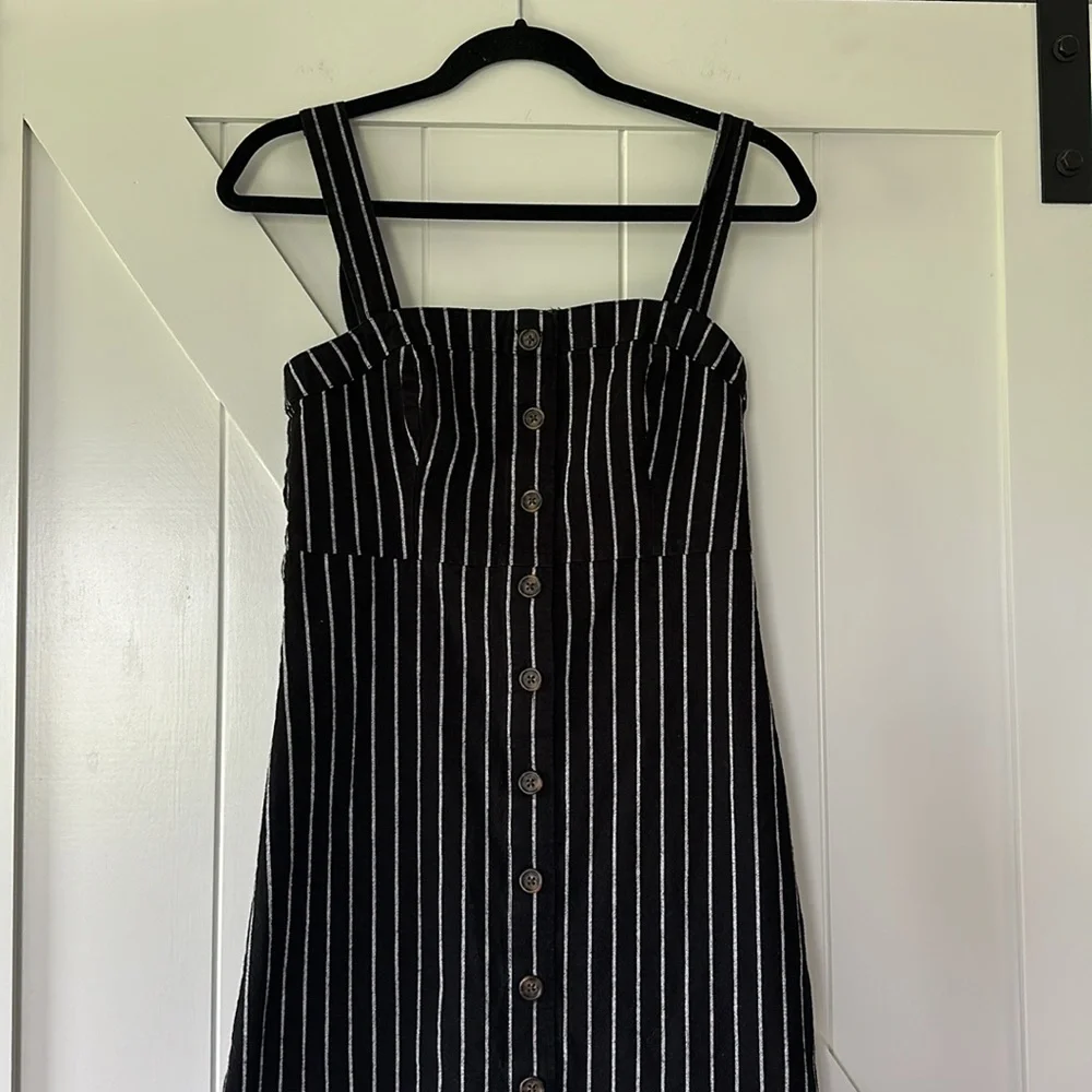 Hollister Mini Button Down Dress - Picture 4 of 9